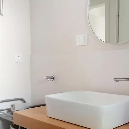 1 Bedroom Amazing In 아파트