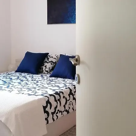 Apartmán 1 Bedroom Amazing In *